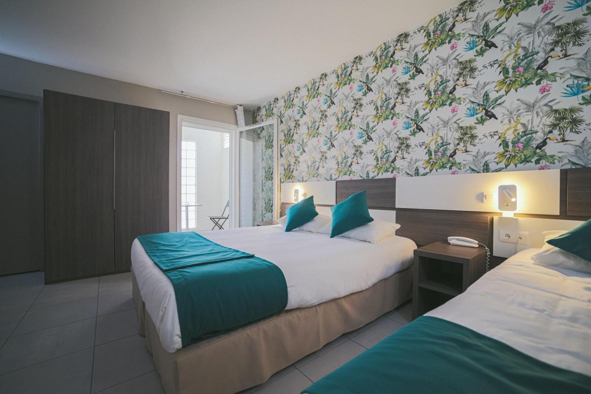 Holidays & Work Hotel Sanary-sur-Mer Exterior photo