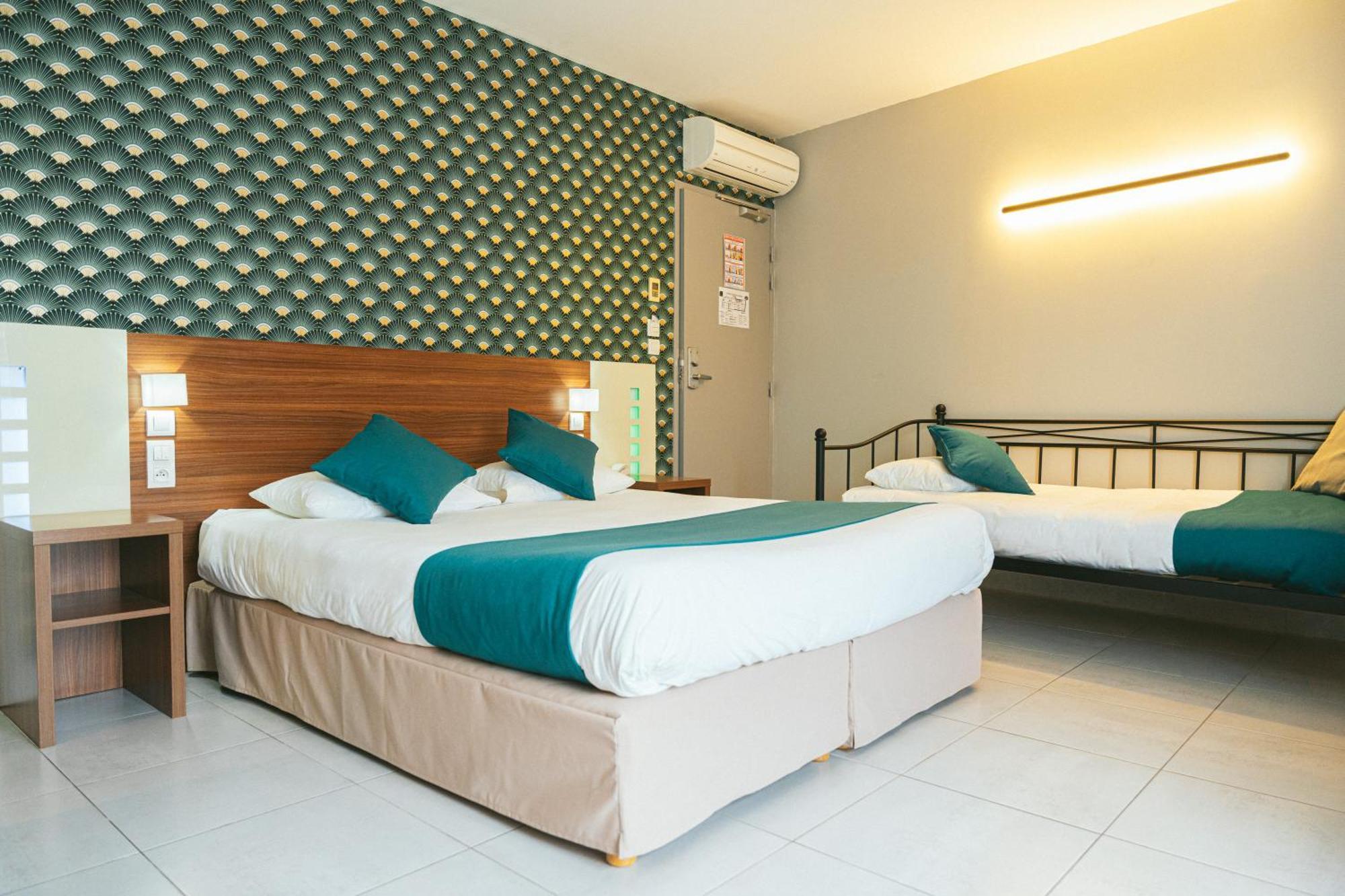Holidays & Work Hotel Sanary-sur-Mer Exterior photo
