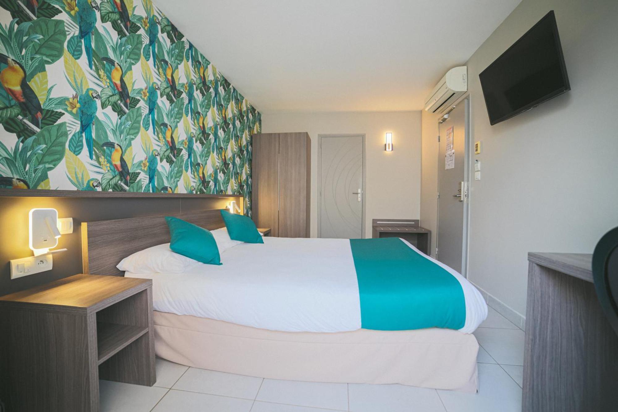 Holidays & Work Hotel Sanary-sur-Mer Exterior photo
