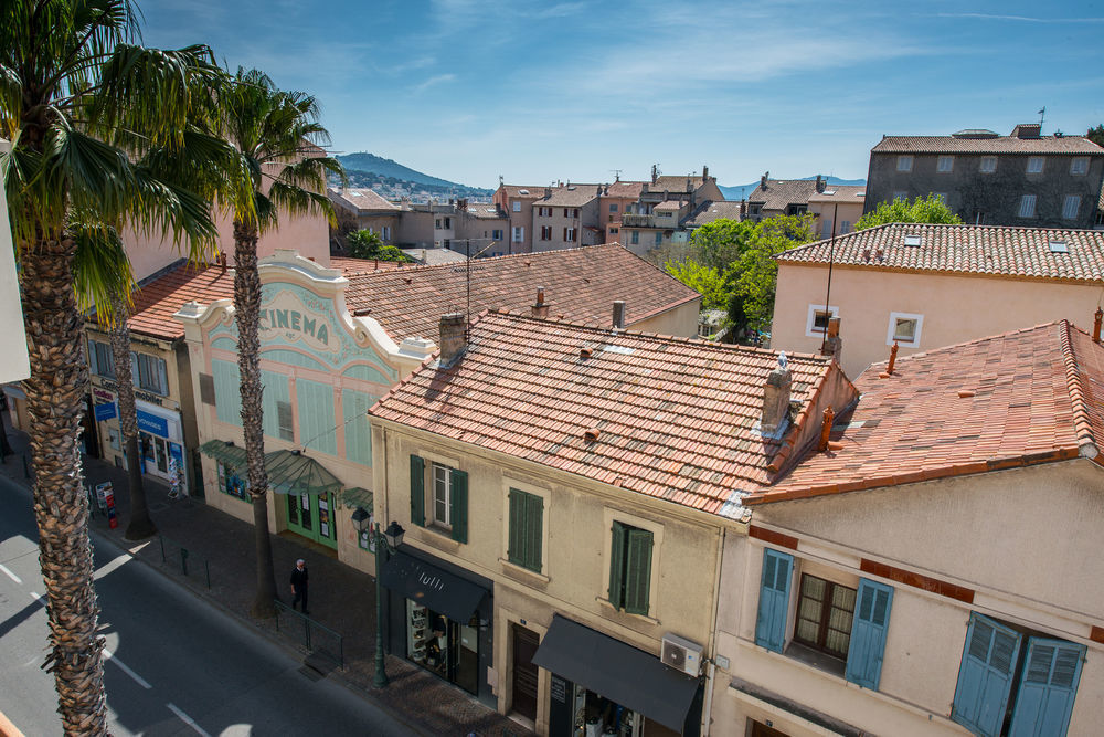 Holidays & Work Hotel Sanary-sur-Mer Exterior photo