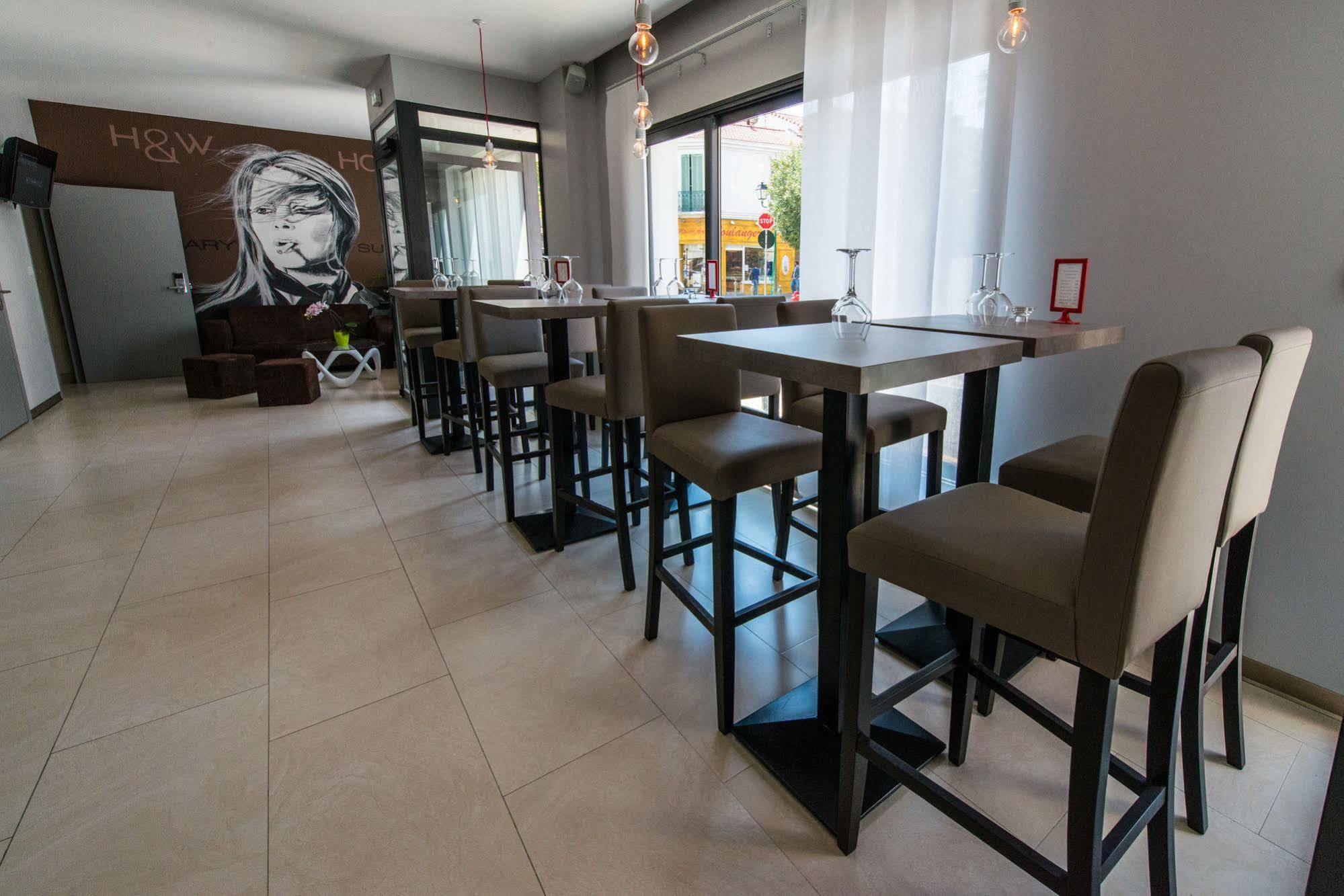 Holidays & Work Hotel Sanary-sur-Mer Exterior photo